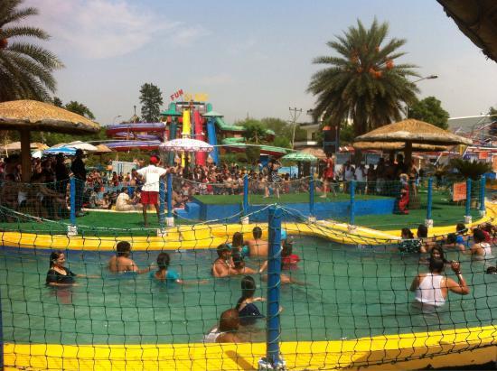 Fun 'n' Food Village Eğlence ve Su Parkı